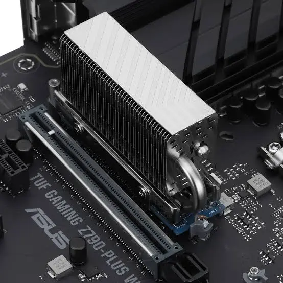 عمر مفید و سرعت درایو SSD را با خنککاری و نصب هیتسینک، بهینه کنید